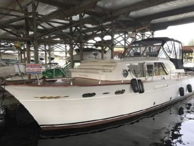 Dock For Rent At 44’ Covered Moorage – Newport Yacht Basin – Bellevue, WA